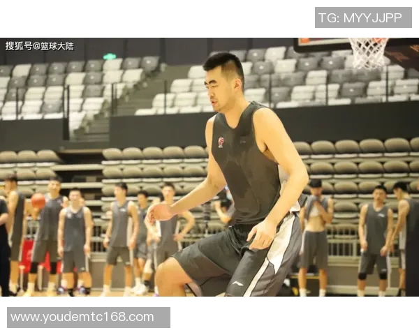 张兆旭：从篮球场上的巨人到人生舞台的追梦者